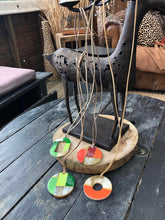 Charger l'image dans la galerie, Sautoir corne "Pop"