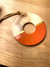 Charger l'image dans la galerie, Sautoir corne "Pop"