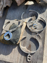 Charger l'image dans la galerie, Jonc ouvert "Elisa"