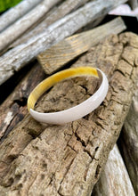 Charger l'image dans la galerie, Jonc large en corne