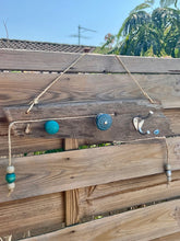 Charger l'image dans la galerie, Porte tout "Lagon" en bois flotté