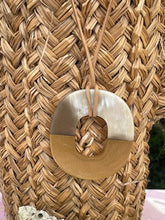 Charger l'image dans la galerie, Sautoir corne "Ovaly"