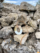 Charger l'image dans la galerie, Sautoir corne "Sismy"