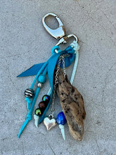 Charger l&#39;image dans la galerie, Porte clés ou bijoux de sac &quot;Caribe&quot;
