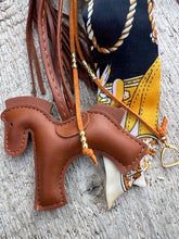 Charger l'image dans la galerie, Bijou de sac "Cheval Cognac"
