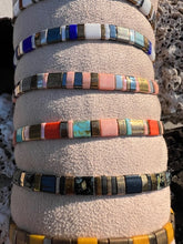 Charger l'image dans la galerie, Bracelets perles "Tyla"
