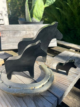 Charger l'image dans la galerie, Chevaux "Ebène"
