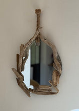 Charger l&#39;image dans la galerie, Miroir en bois flotté
