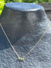 Charger l&#39;image dans la galerie, Collier &quot;3 strass&quot;
