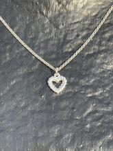 Charger l&#39;image dans la galerie, Collier &quot;Love&quot;
